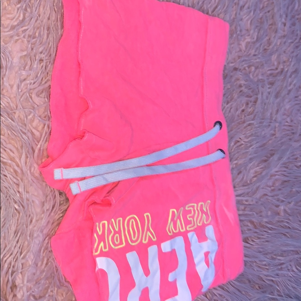 pink shorts